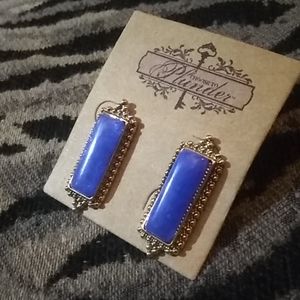 Choose to Plunder blue stone/gold earrings